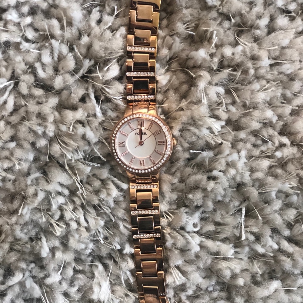 Fossil rose gold watch with diamonds